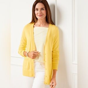 Talbots- Butter Yellow Women's Cardigan with Pockets in the front Size XL